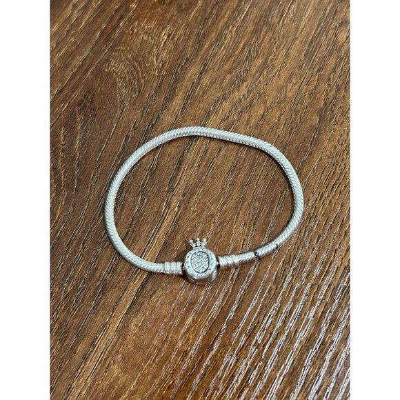 Pandora Pave Cz Crown Clasp Bracelet - Picture 8 of 8
